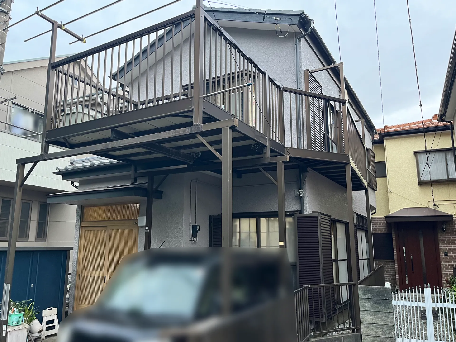 アステックペイント新色「グレイドルフィン」で、住まいを穏やかなグレーの装いに。R8.8三浦市S様邸